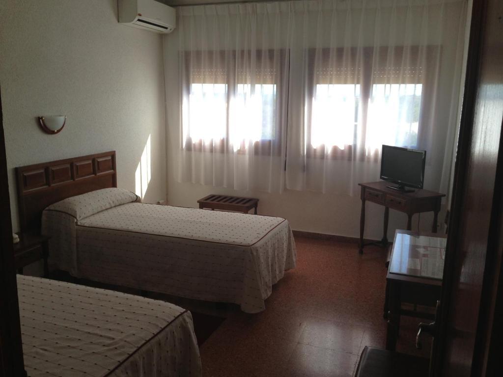 Hotel-Motel Sol II Requena Exteriör bild